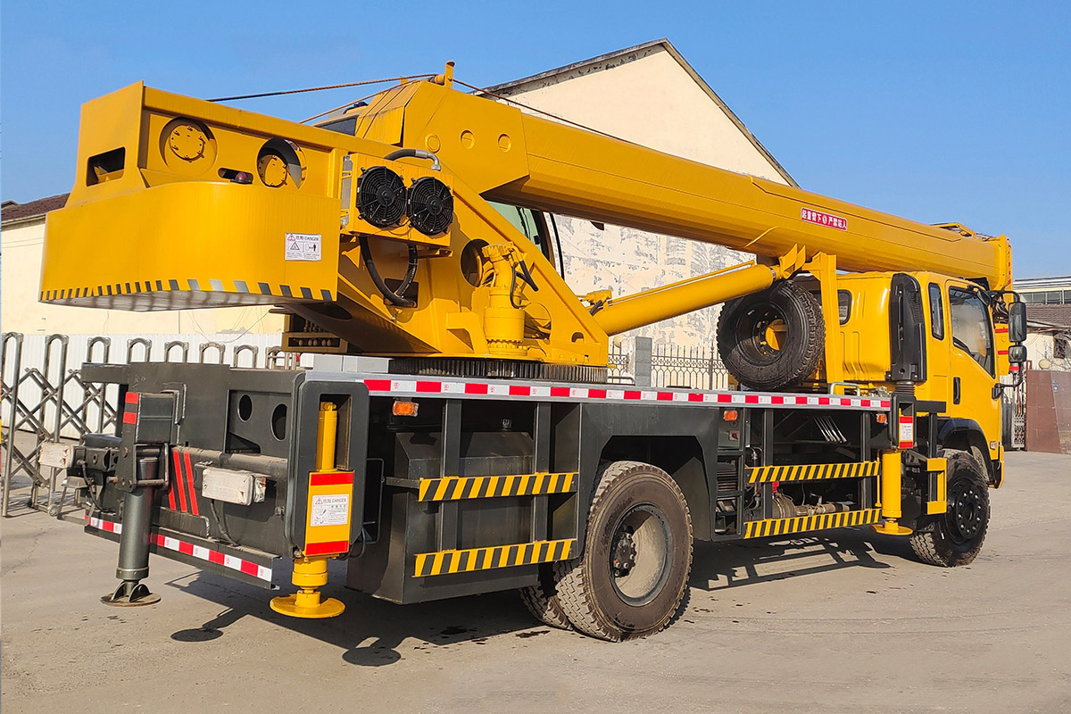 QY16T徐工東風吊車