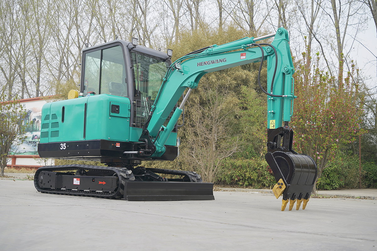 HW-35小型挖掘機(jī)