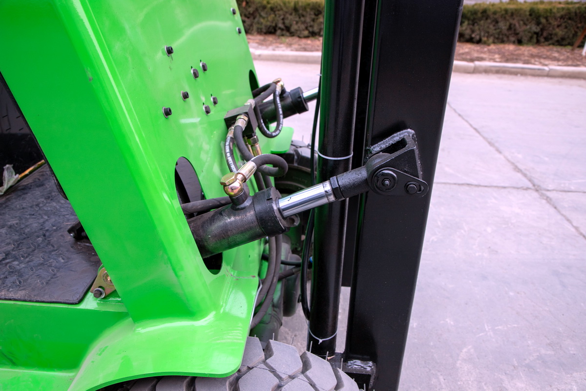 HWC-1.5T電動叉車