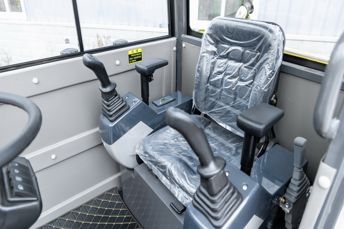 HWL40輪式挖掘機