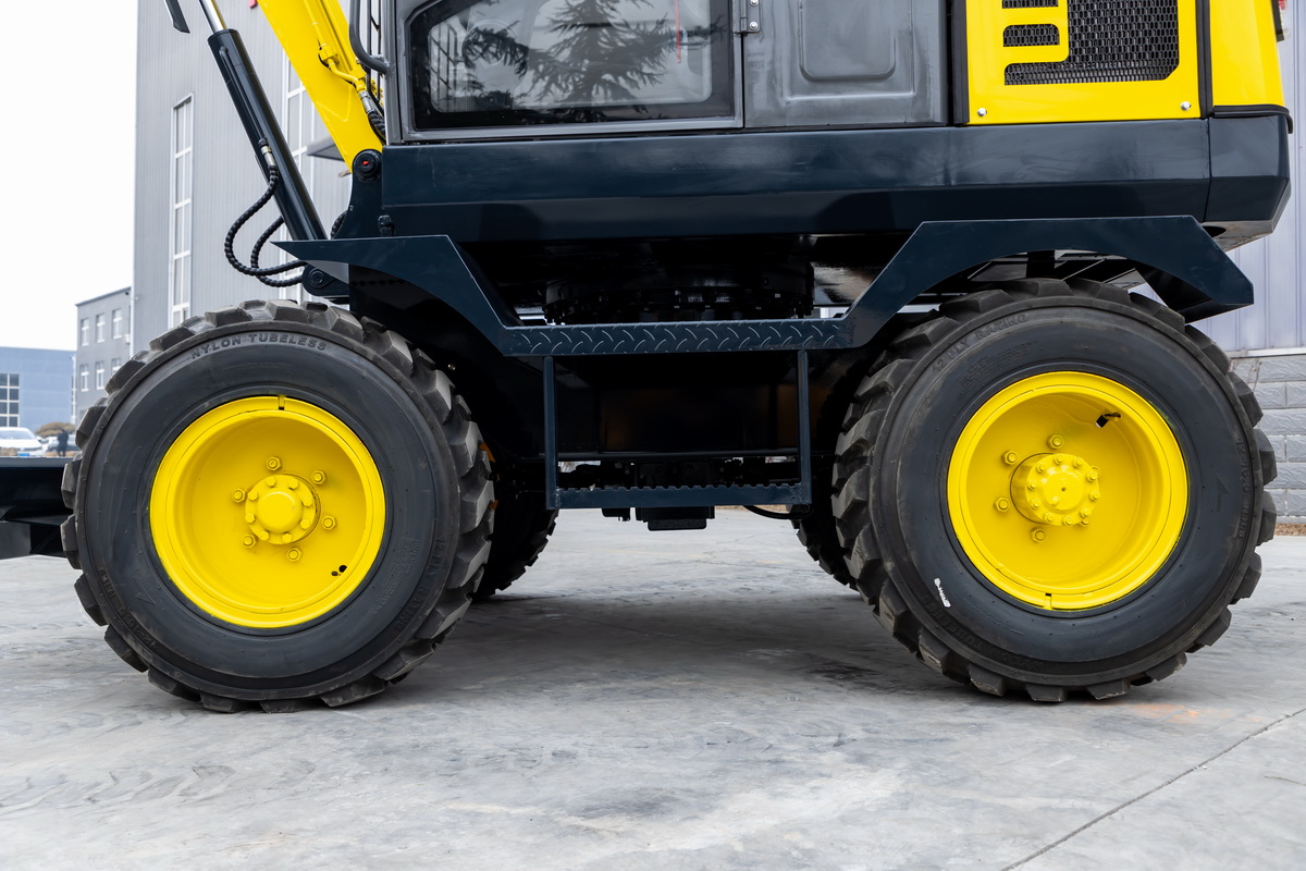 HWL40輪式挖掘機