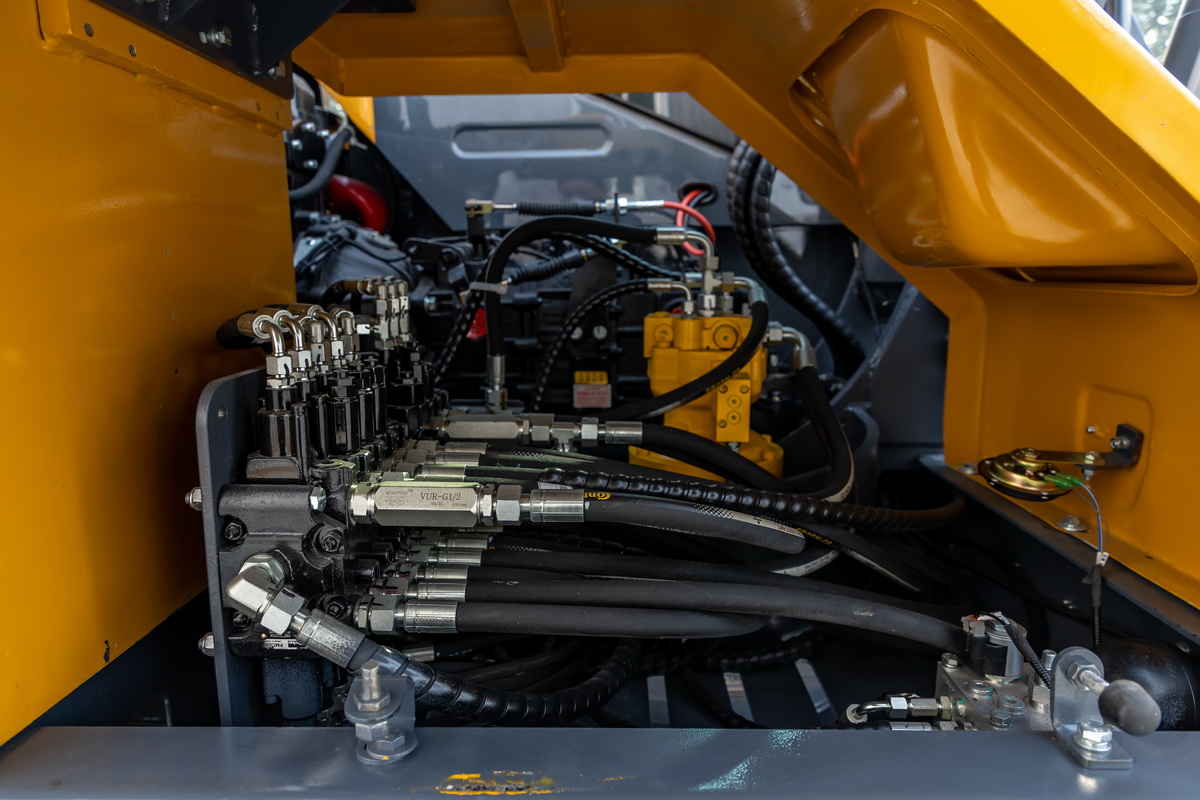 HWL-80輪式挖掘機