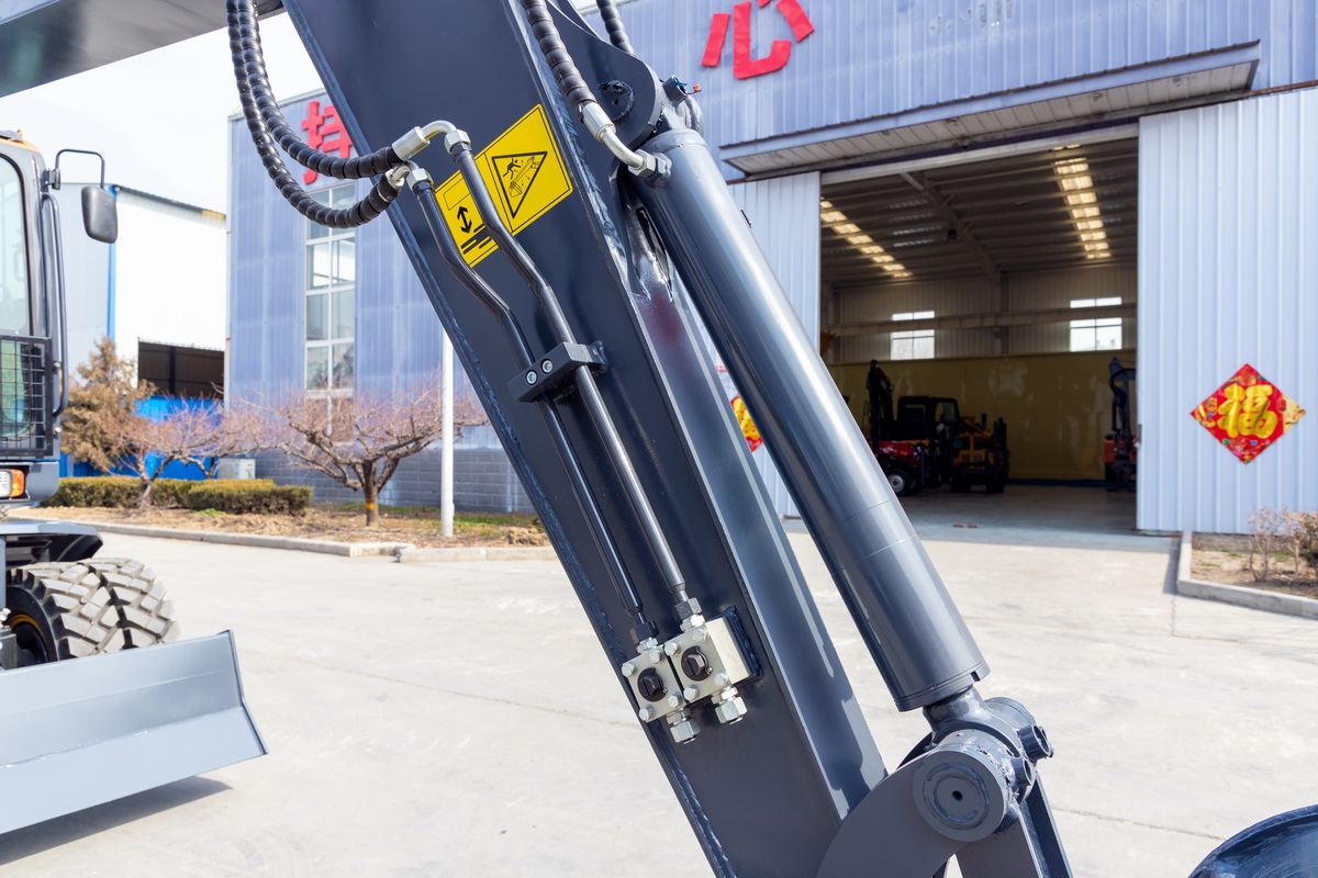 HWL90輪式挖掘機