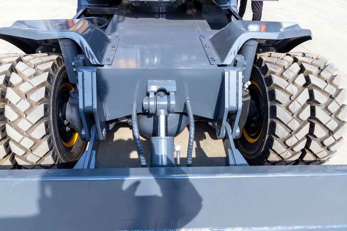 HWL90輪式挖掘機